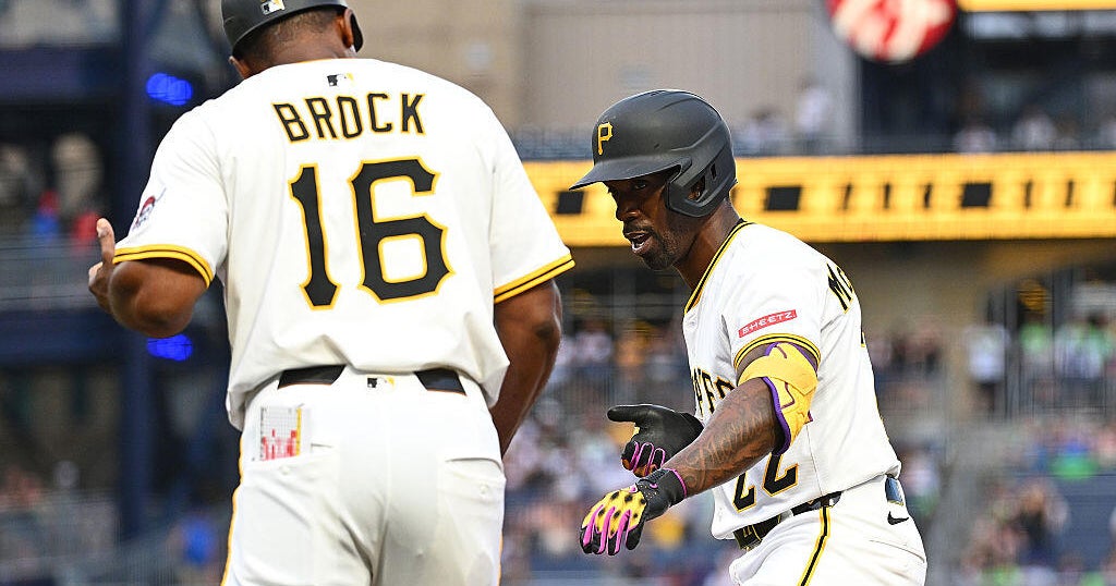 McCutchen, Reynolds help Pirates pull away for 9-2 win over Mets 