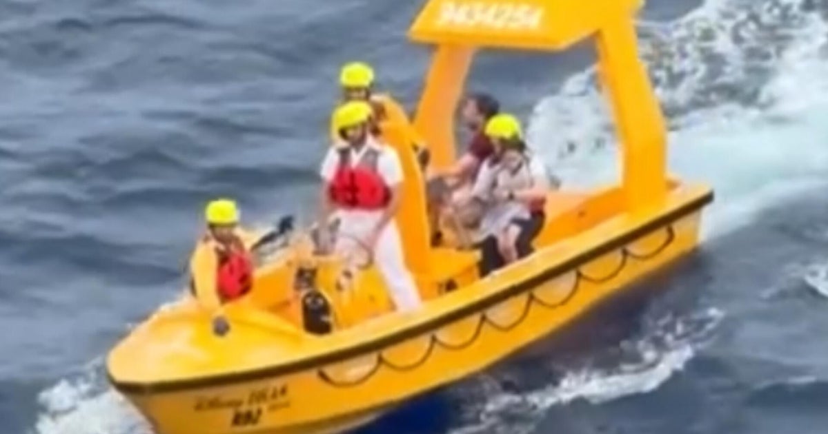 Witnesses describe father jumping to rescue child who fell overboard from a Disney cruise