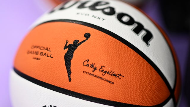 Indiana Fever v Golden State Valkyries 
