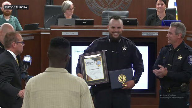 aurora-officer-gerardo-chaidez-2.png 