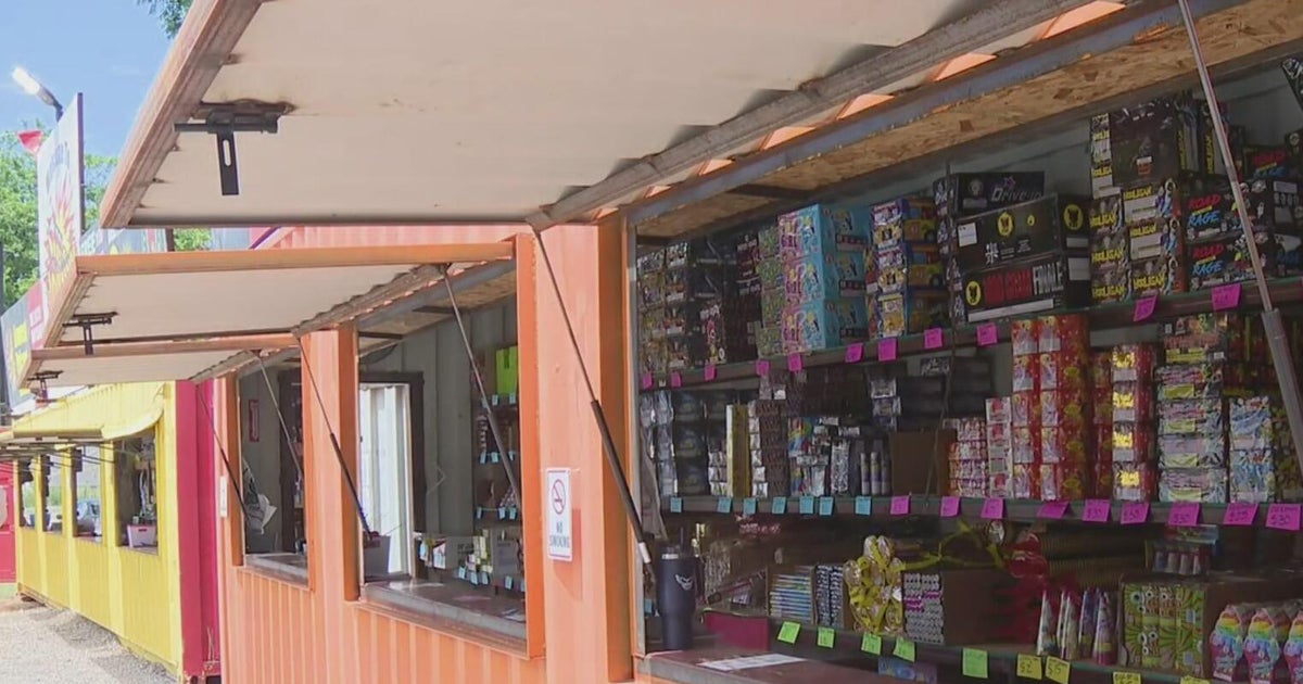 North Texas fireworks stand burglary suspect caught on camera offered forgiveness, reward, and a job 