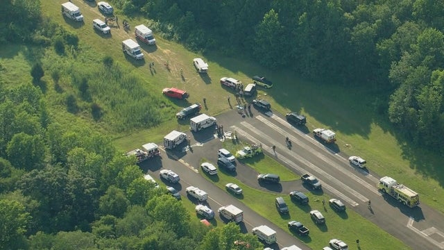 lns-chopper-willowstown-small-plane-crash-070225-frame-74094.jpg 