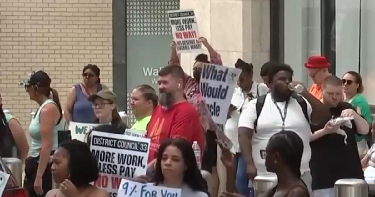 Philadelphia city workers' union goes on strike, impacting trash pickup and 911 dispatchers
