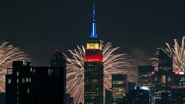 New Yorkers Celebrate July 4th With Fireworks Show On The East River 