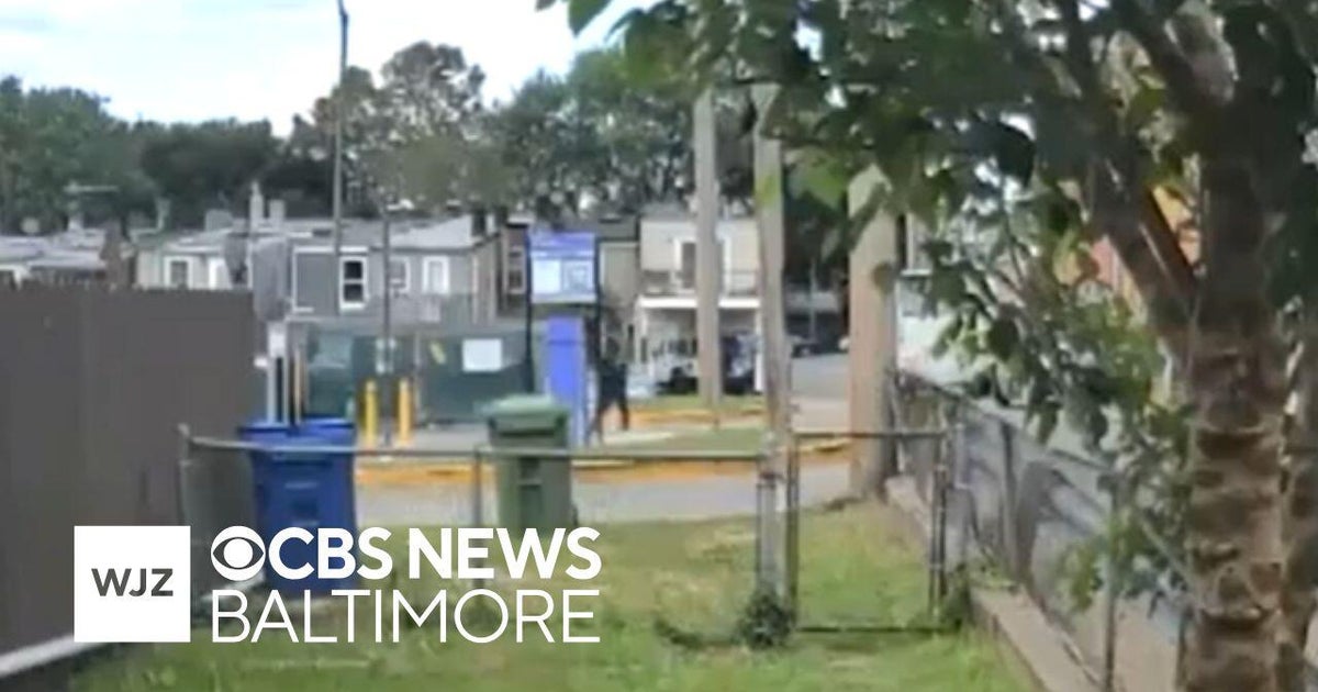 Baltimore car theft caught on camera, 5 teenagers arrested - CBS Baltimore