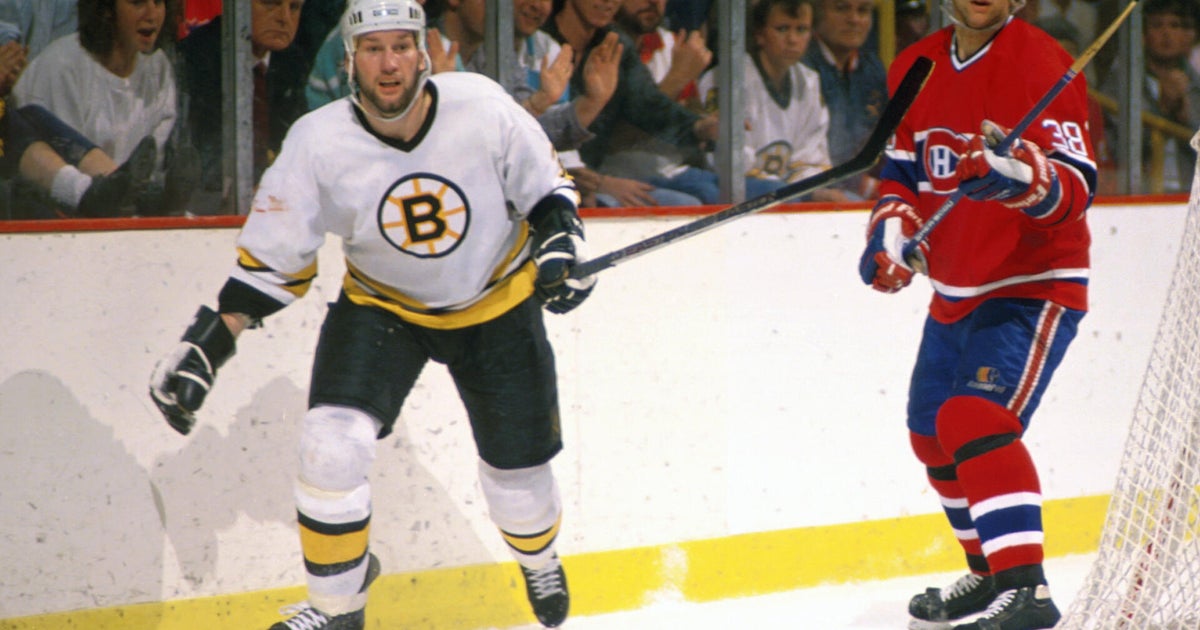 Former Boston Bruins player and radio host Lyndon Byers dies at 61 