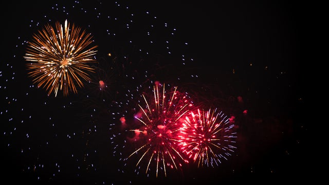 Feuerwerk - Feier - Silvester - Geburtstag - Sieg 