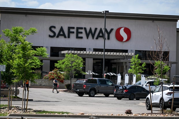 SAFEWAY 