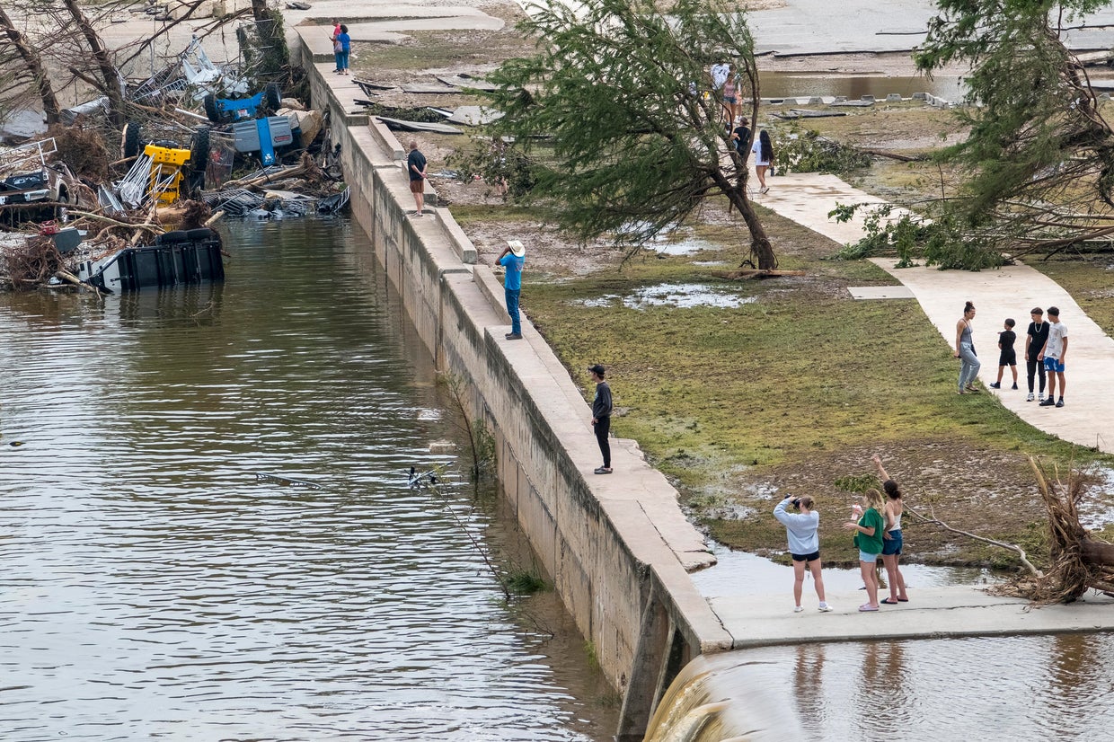 Death toll in devastating Texas flash floods at least 120, dozens still ...