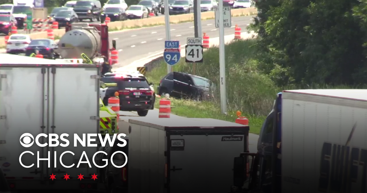 Multiple Interstate Crashes Cause Fatalities, Lane Closures in North Carolina, Illinois