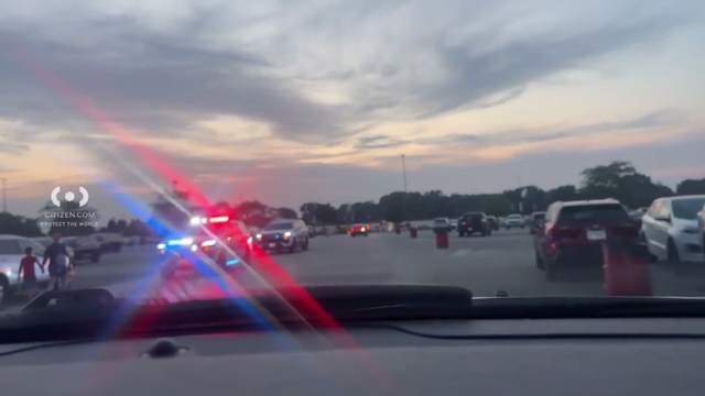 six-flags-great-america-parking-lot-gunfire.png 