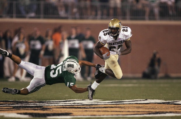 Pittsburgh Panthers v Ohio Bobcats 