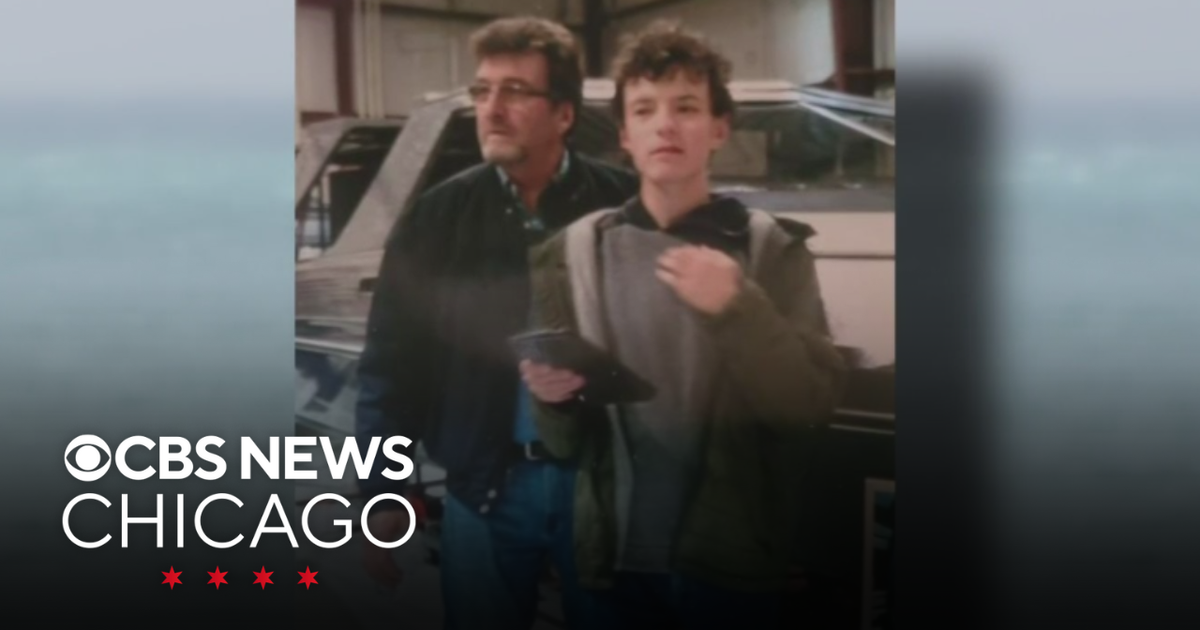 Family heartbreak after father, son drown in Lake Michigan - CBS Chicago
