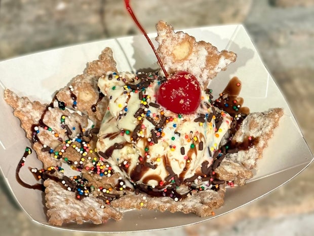 cannoli-gelato-nachos.jpg 