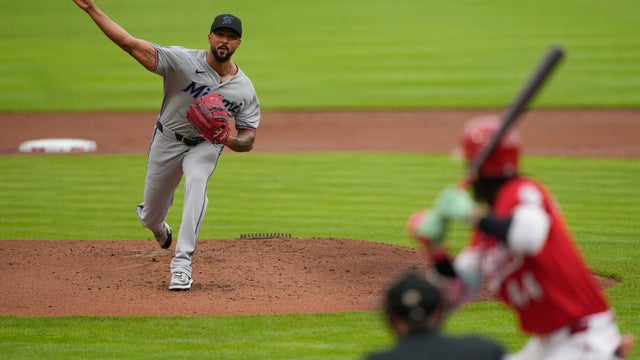 Marlins Reds Baseball 