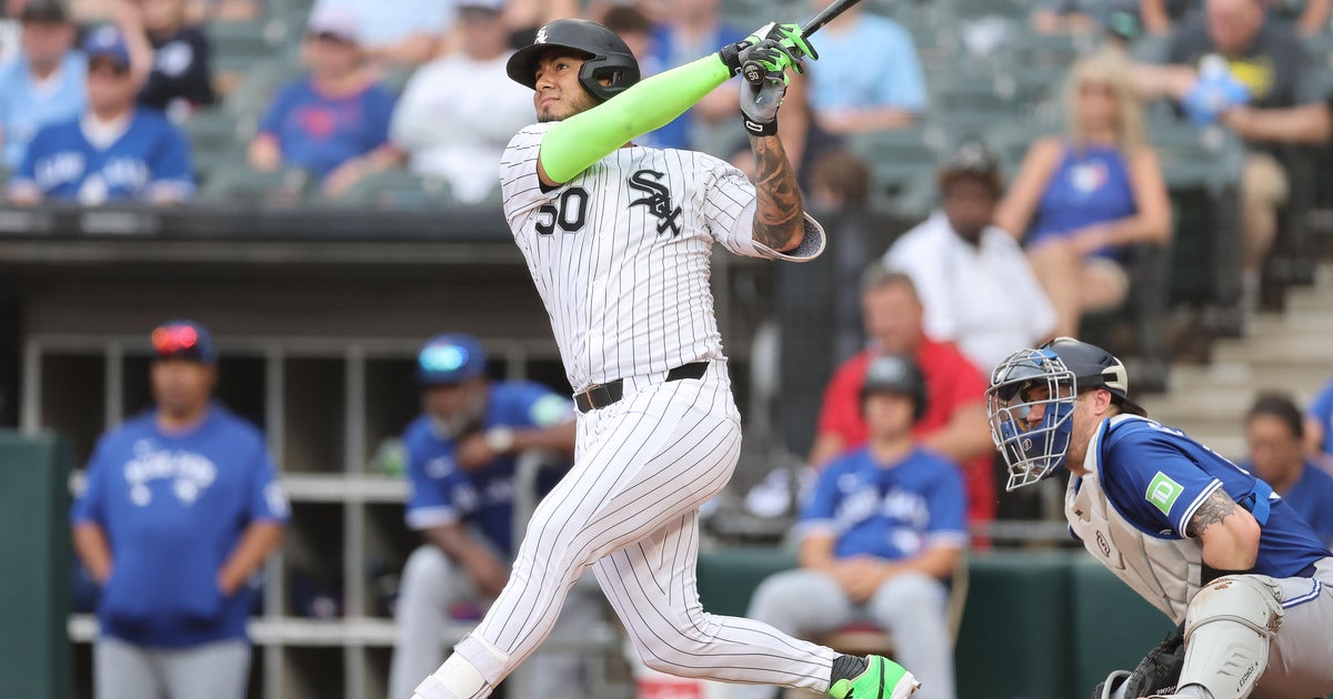 Houser tosses 7 solid innings as White Sox end Blue Jays' 10-game winning streak 