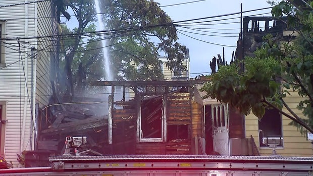 jersey-city-fire-ew-hi-res-still.jpg 