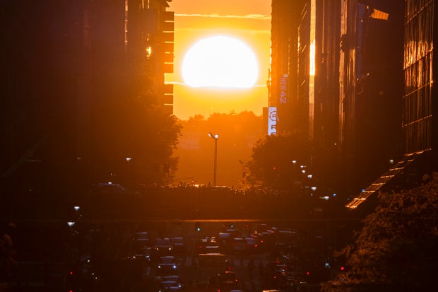 New York City Exteriors And Landmarks 