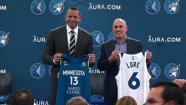 tz-2a-timberwolves-presser-wcco88jq.jpg 