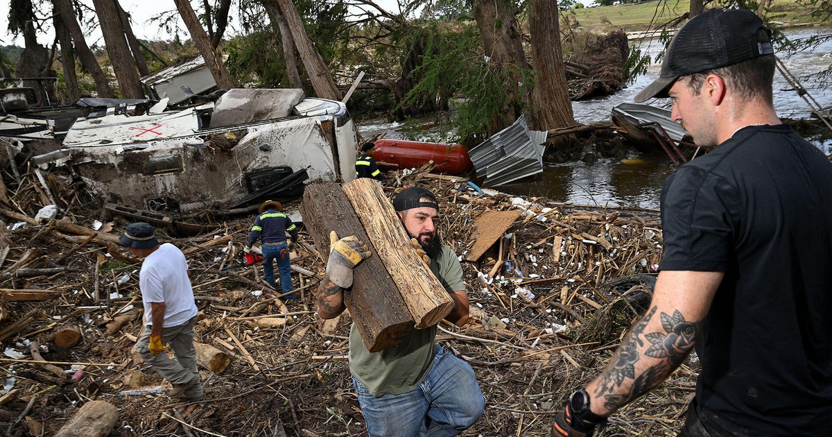 After Texas flooding, Colorado professor helps weed out charity scammers 