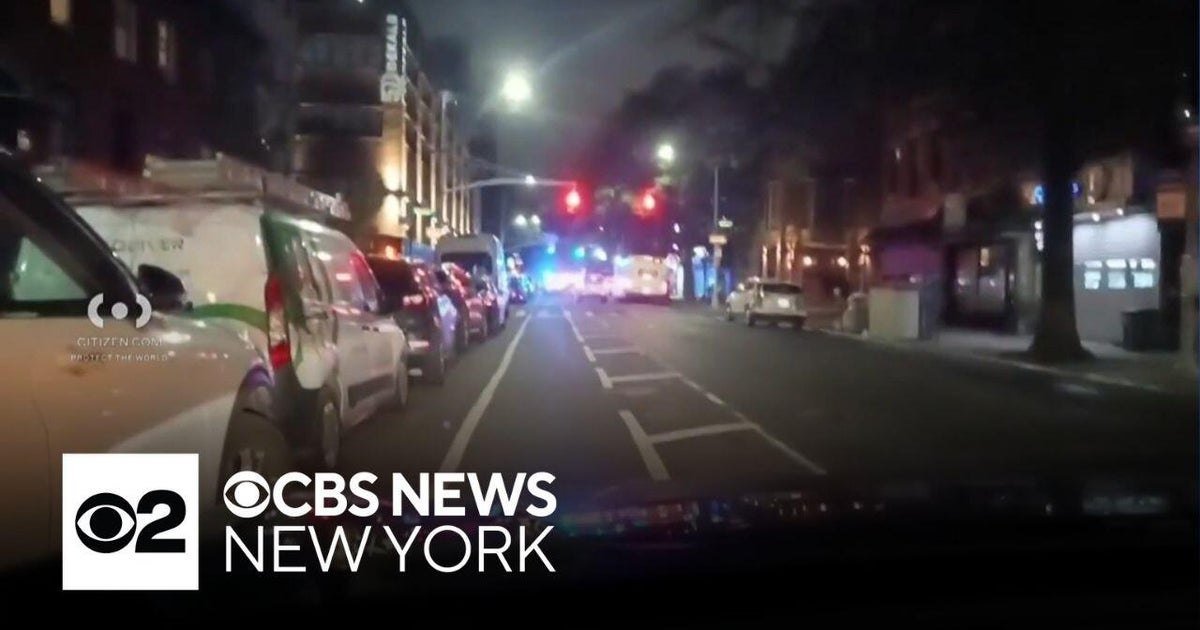 Shooting overnight in Bed-Stuy leaves 1 man dead, NYPD says - CBS New York