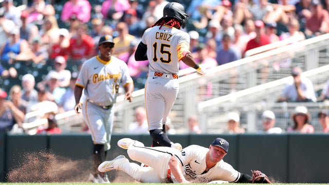 Pittsburgh Pirates v Minnesota Twins 