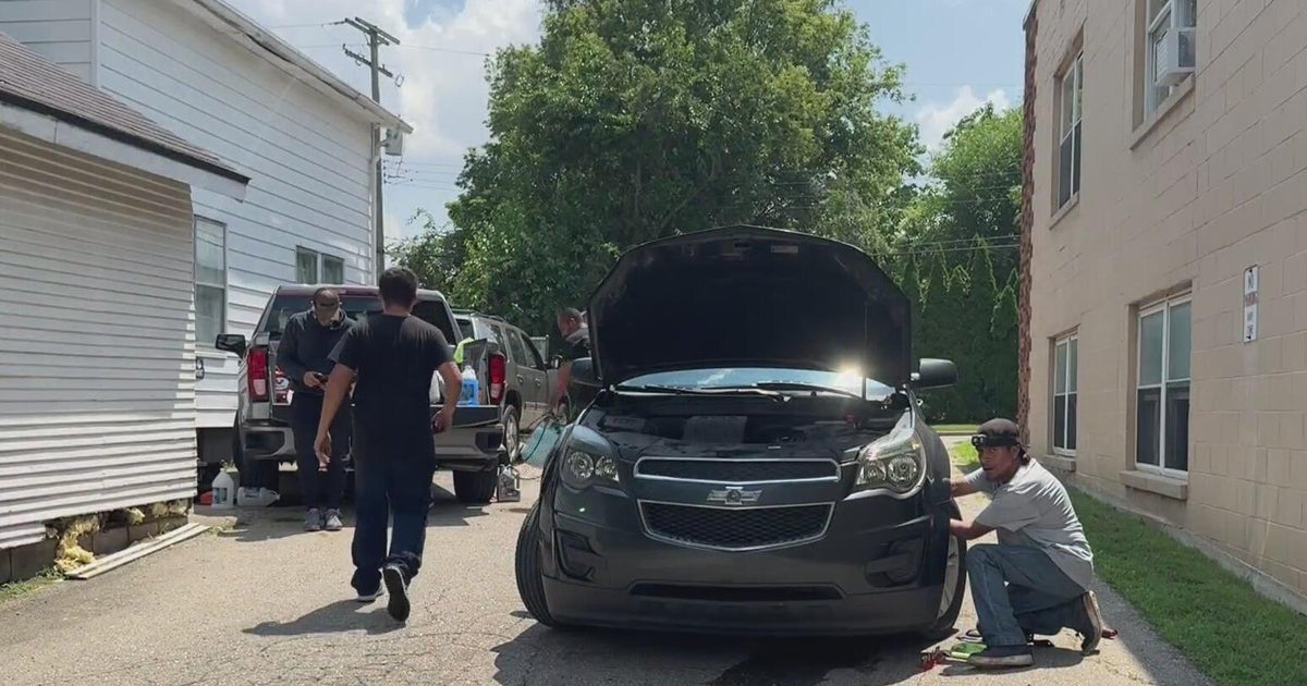 Pontiac city official partners with businesses for free car repair event 