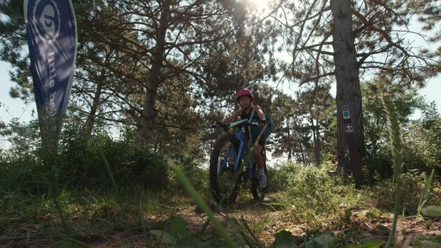 4p-pkg-little-bellas-biking-wcco892t.jpg