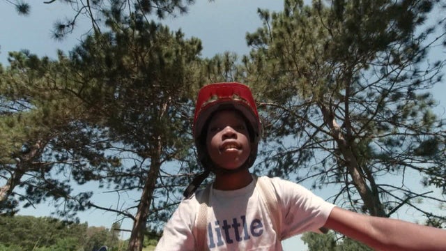 4p-pkg-little-bellas-biking-wcco892t-00-01-2216.jpg 
