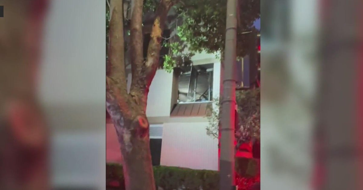 1 taken to hospital after San Francisco apartment fire - CBS San Francisco