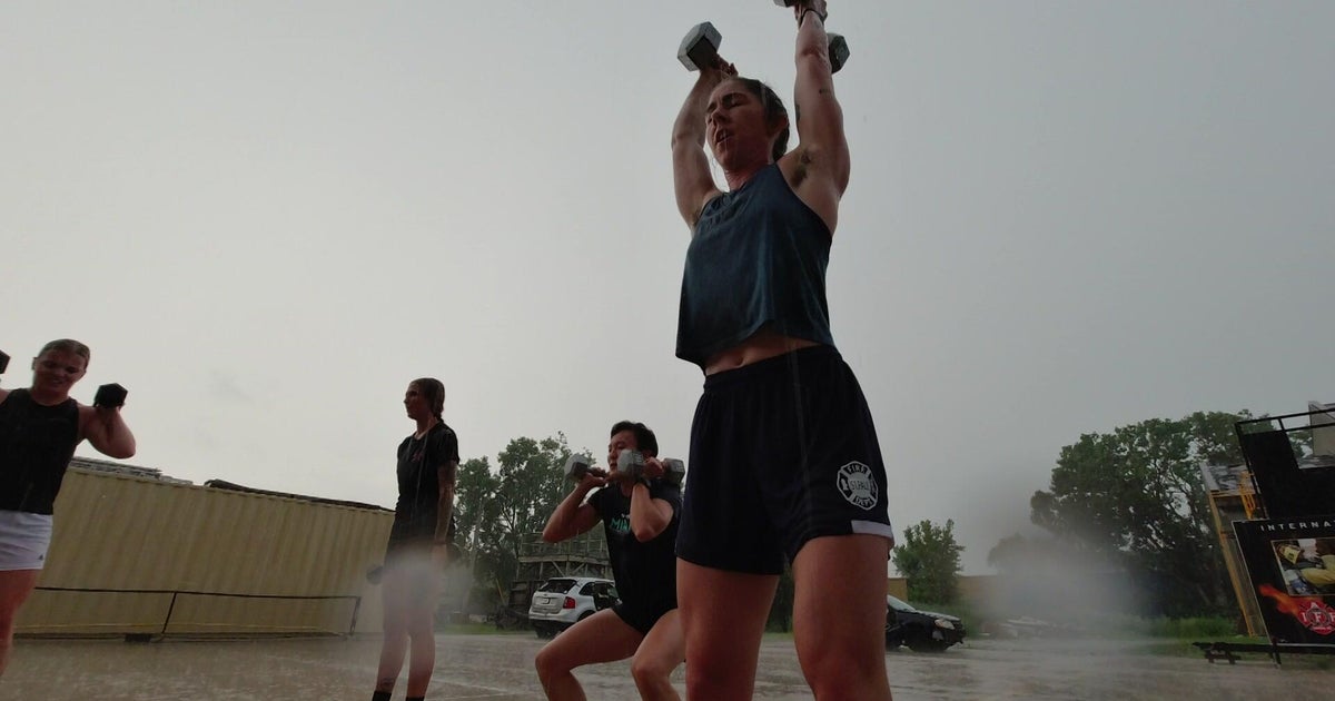 Firefighter fitness program helping women break barriers 