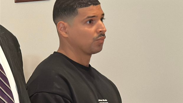 nypd-officer-arrested-bank-fraud.png 