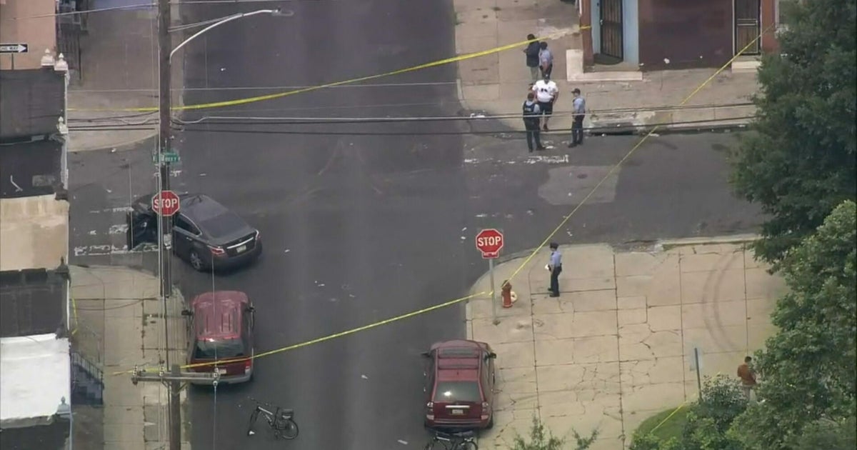 Bystander shot during road rage incident in Kensington, police say 