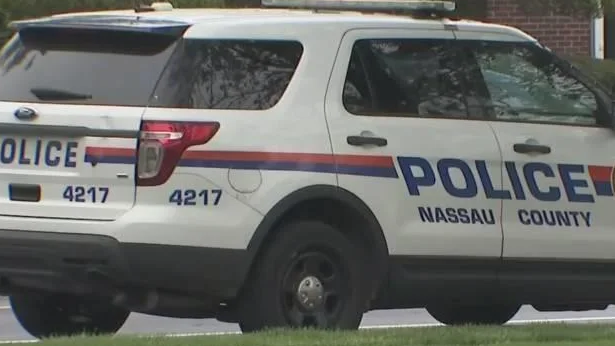 nassau-county-police-car-cruiser-generic.png 