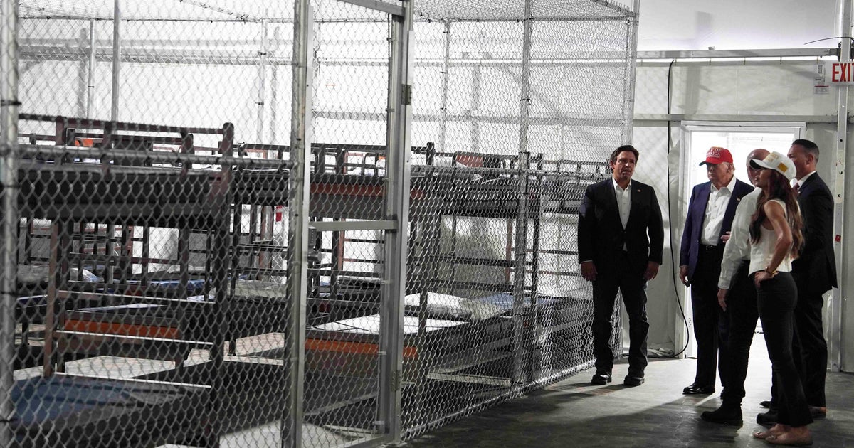 Venezuelan detainee alleges inhumane conditions at Alligator Alcatraz 
