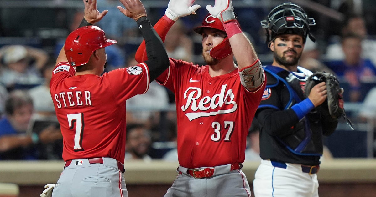 Reds go deep 4 times in 8-4 win over Mets 