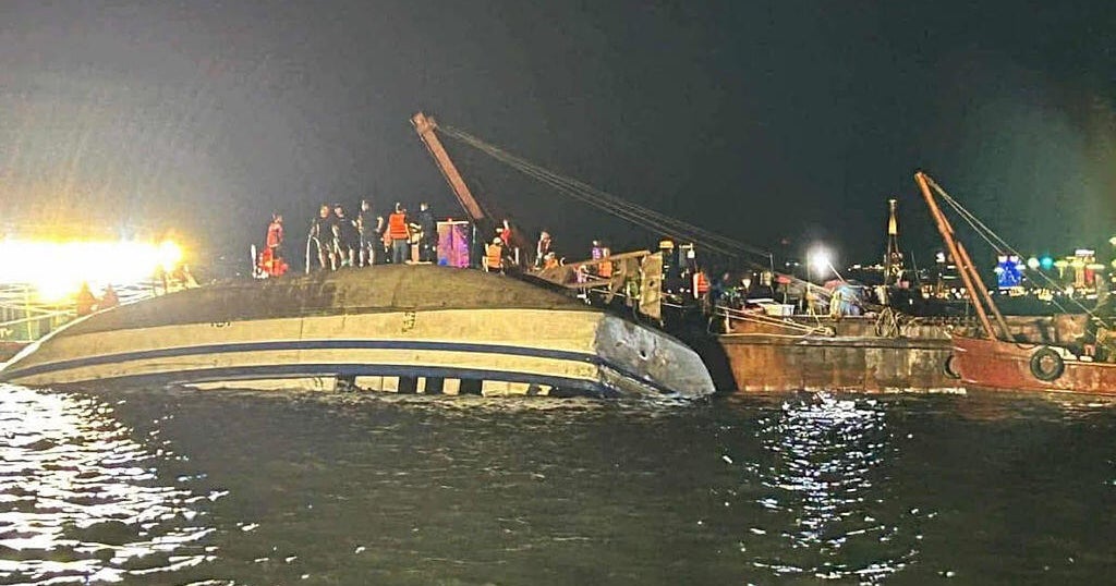 Tourist boat capsizes in Vietnam during thunderstorm, leaving at least 34 dead 
