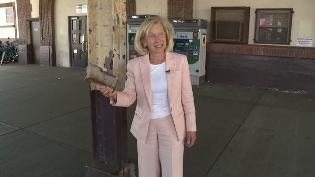 gusoff-6p-pkg-lirr-comm-wcbseivn-hi-res-still.jpg 