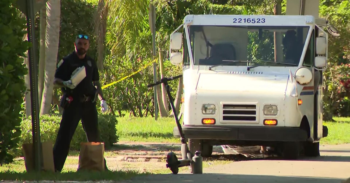 Postal worker stabbed near North Miami after verbal altercation, authorities say