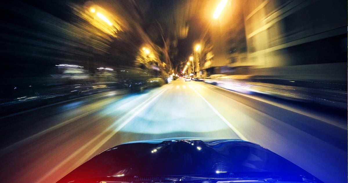 Minnesota police balance car chases with driver safety 