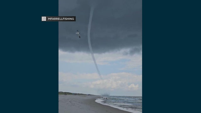 waterspout-island-beach-state-park-new-jersey.jpg 