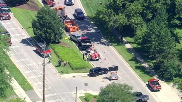 orchard-lake-crash.jpg 