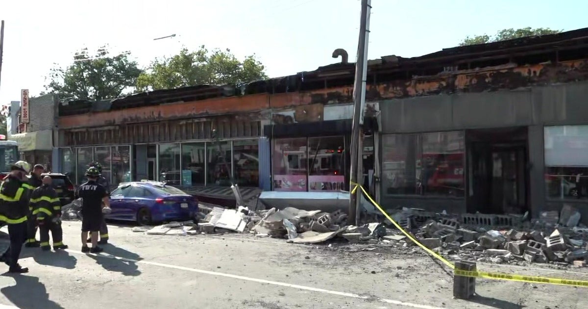 2 children, 1 adult injured in Queens facade collapse 