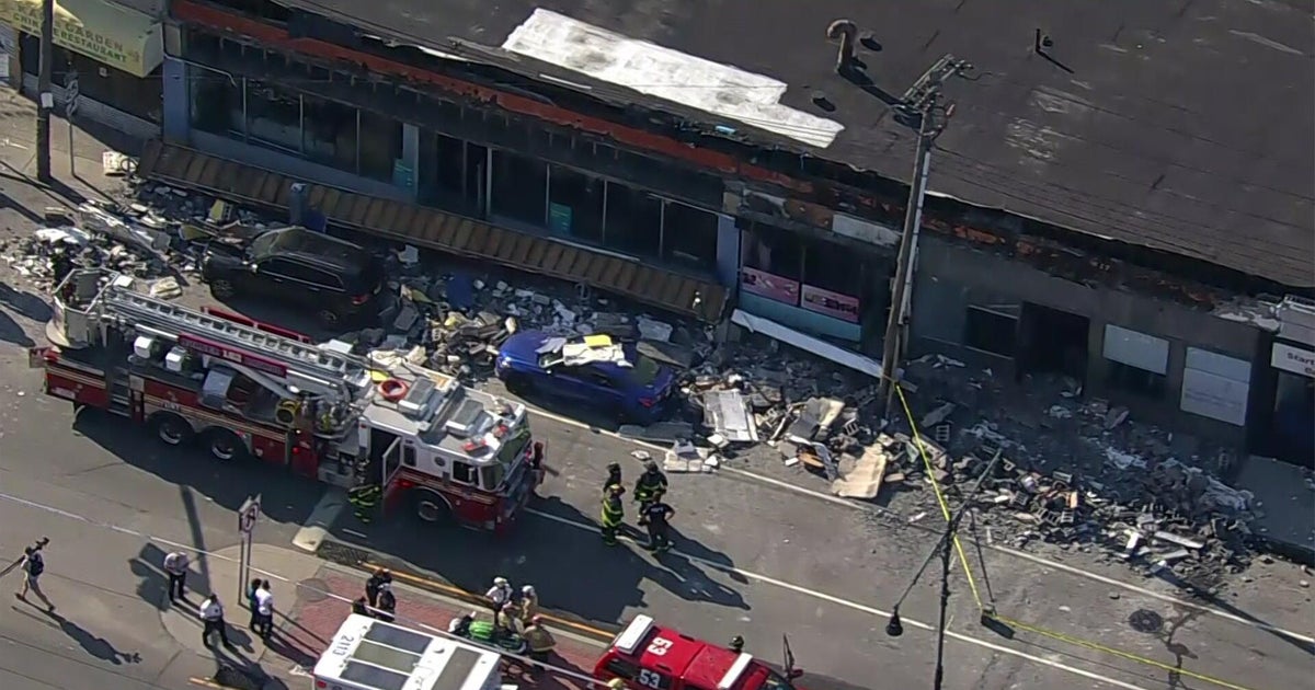 Queens building owner issued violation after facade collapse injures 3 