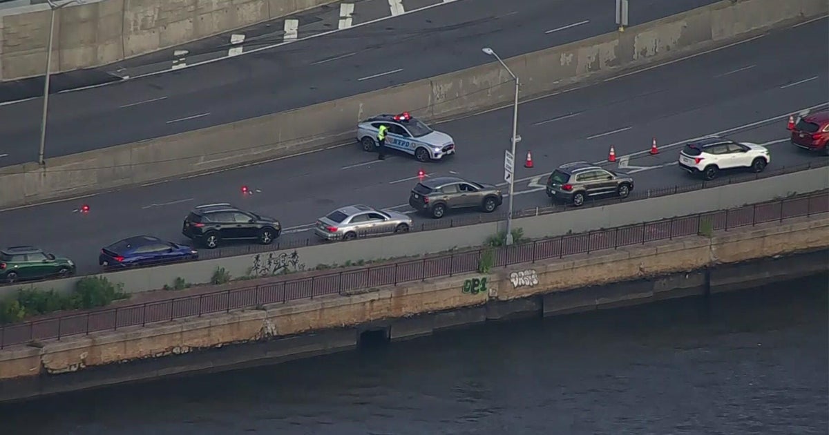 FDR Drive facing heavy delays after deadly motorcycle crash 
