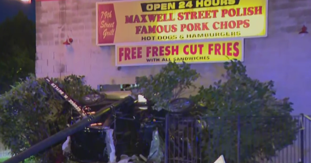 Vehicle reportedly taken in a carjacking crashes into South Chicago restaurant 