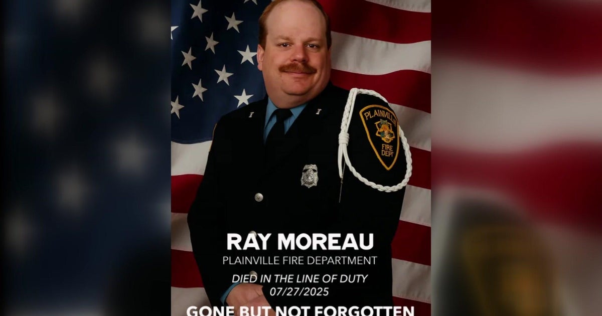 Connecticut firefighter killed in line of duty in Plainville 