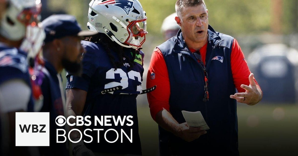 Patriots Suffer Key Cornerback Injury During First Full-Pads Practice