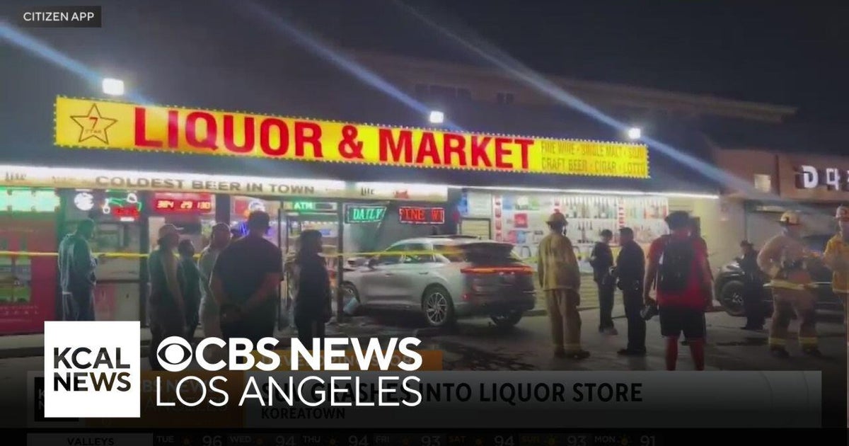 SUV crashes into Koreatown liquor store - CBS Los Angeles