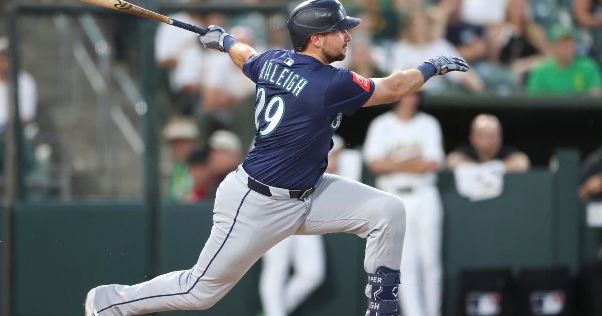 Naylor hits 1st HR for Mariners in 3-1 win over Athletics 